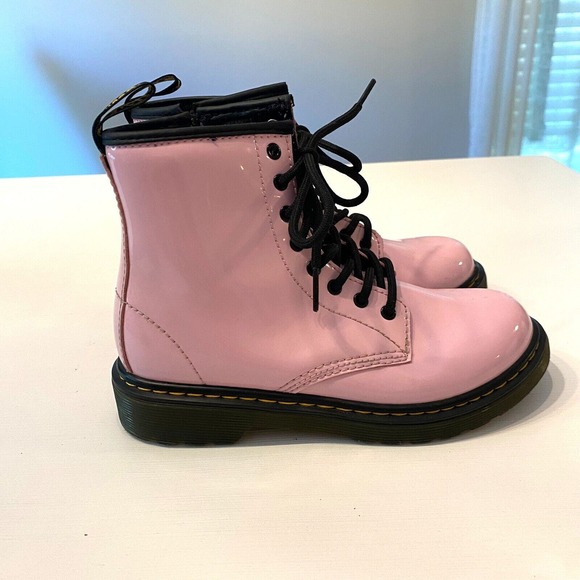 Dr. Martens Girl's Patent Leather Pink Combat Boots US Size 2 EU 1 Style 1460 J - Picture 2 of 8